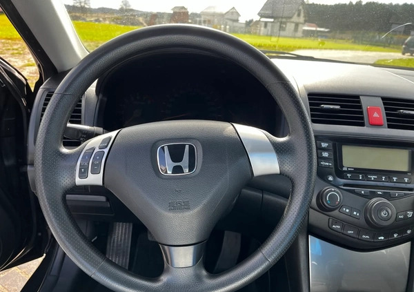 Honda Accord cena 6900 przebieg: 304000, rok produkcji 2004 z Trzebinia małe 232